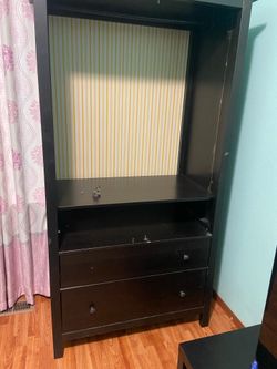 Dresser/coat rack/display stand