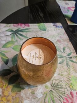 Anthropologie candle Amber Spruce
