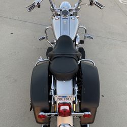 2003 Harley Road King Classic 100th Anniversary EFI