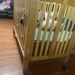 Baby Crib 