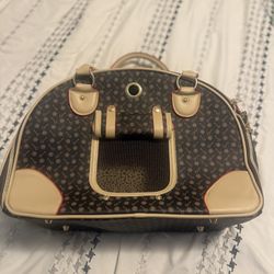 Dog Carrying Bag/Purse