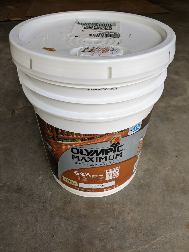 Olympic Maximum deck & fence stain full new 5 gallon bucket for Sale in