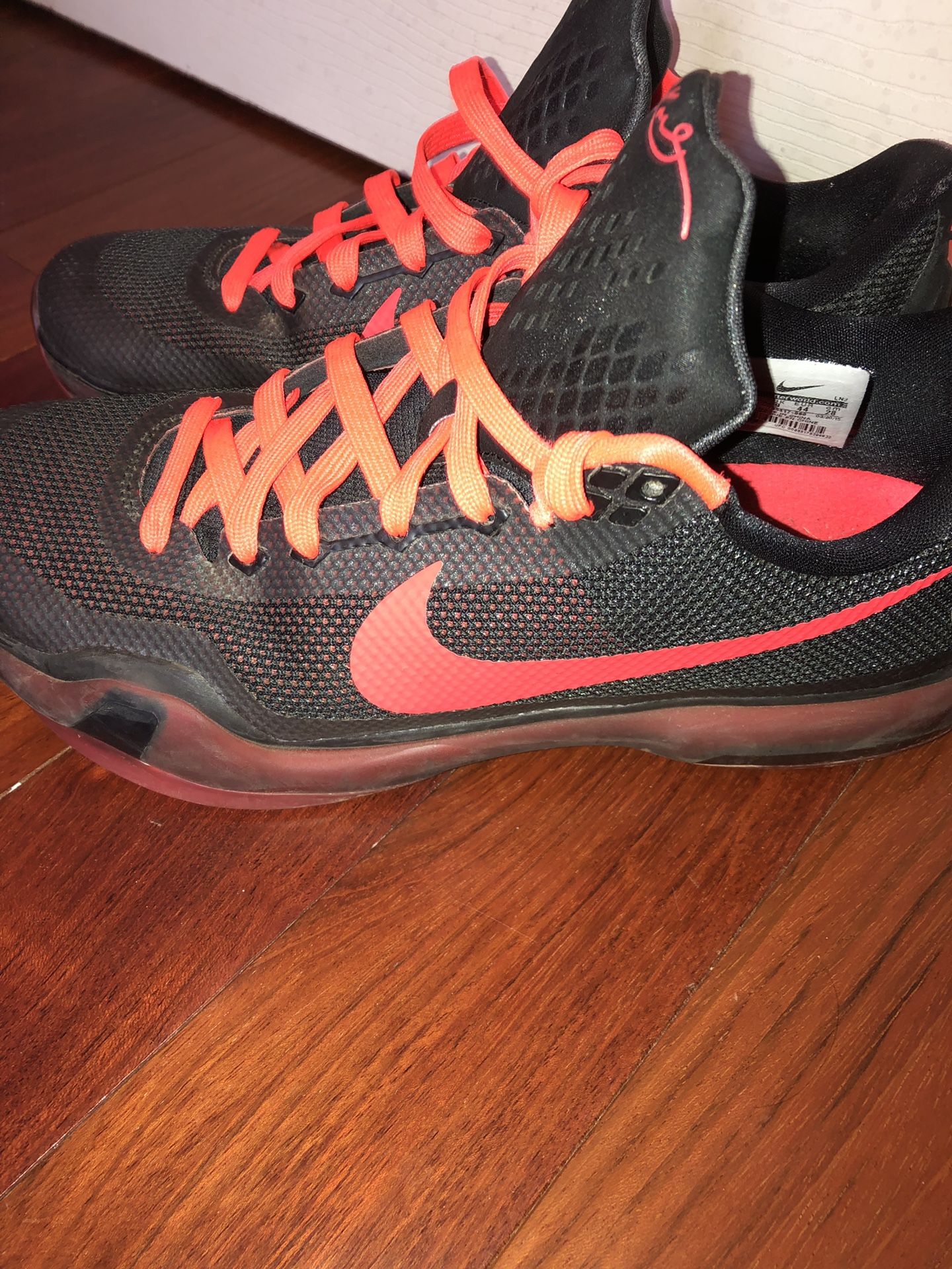 Kobe 10 Size 10 NEGOTIABLE