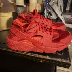 Nike Air Huarache shoes women’s 8.5