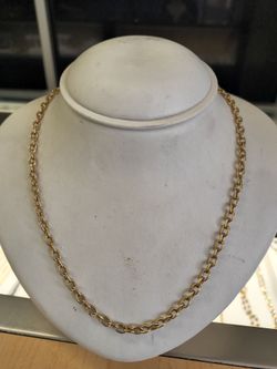 10k solid gold necklace 22.3 grams 22 Long layway available 10% Dwon if you interested please make sure you ask for Maribel thank you