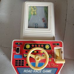 1990 Soma Road Race Handheld Game