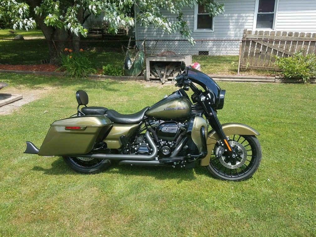 Harley Davidson front touring fender