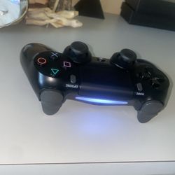 PS4 Controller - Good condition 