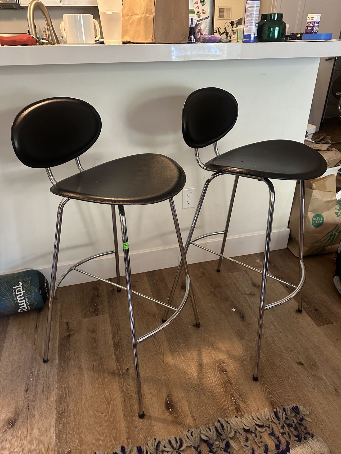 2 Bar Stools