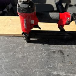 Staple Gun