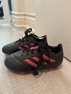 9.5 toddler adidas Child Goletto VIII Firm Ground Soccer Shoe
