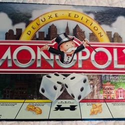 Monopoly Delux Edition