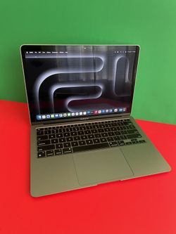 Apple MacBook Air 13 (2020 Model/ M1 chip) 8GB Memory 128GB storage great laptop
