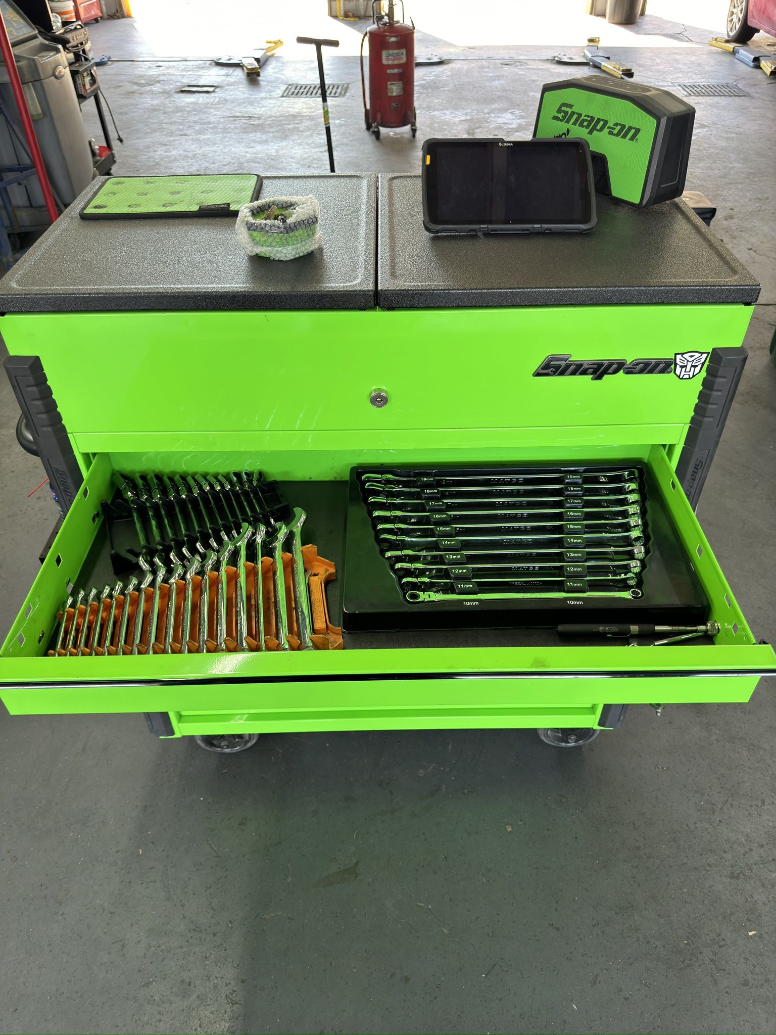 Snap On Slide Lid Cart