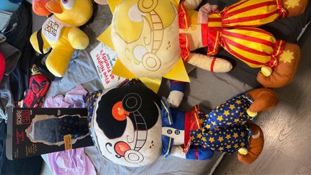 Sun and moon five nights at Freddy’s jumbo plush