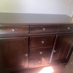Buffet Cabinet