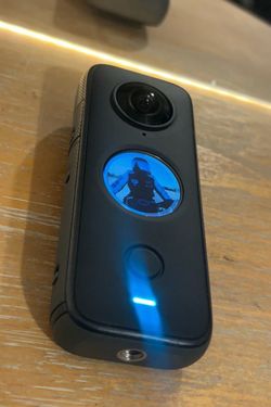Insta 360 X2 + FREE SD card