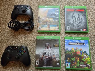 2 Xbox One Controllers and 4 Games