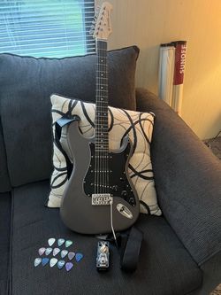 DONNER DST-80 Electric Guitar 39”