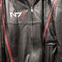 Limited Edition N7 Leather Jacket (198/600) – Official BioWare – XL – COA Included
