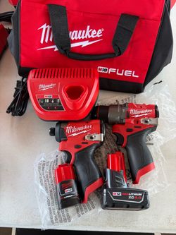 Milwaukee Fuel M12 2tools  Hammer Drill/Impact Combo Kit ❗️Firm price❗️