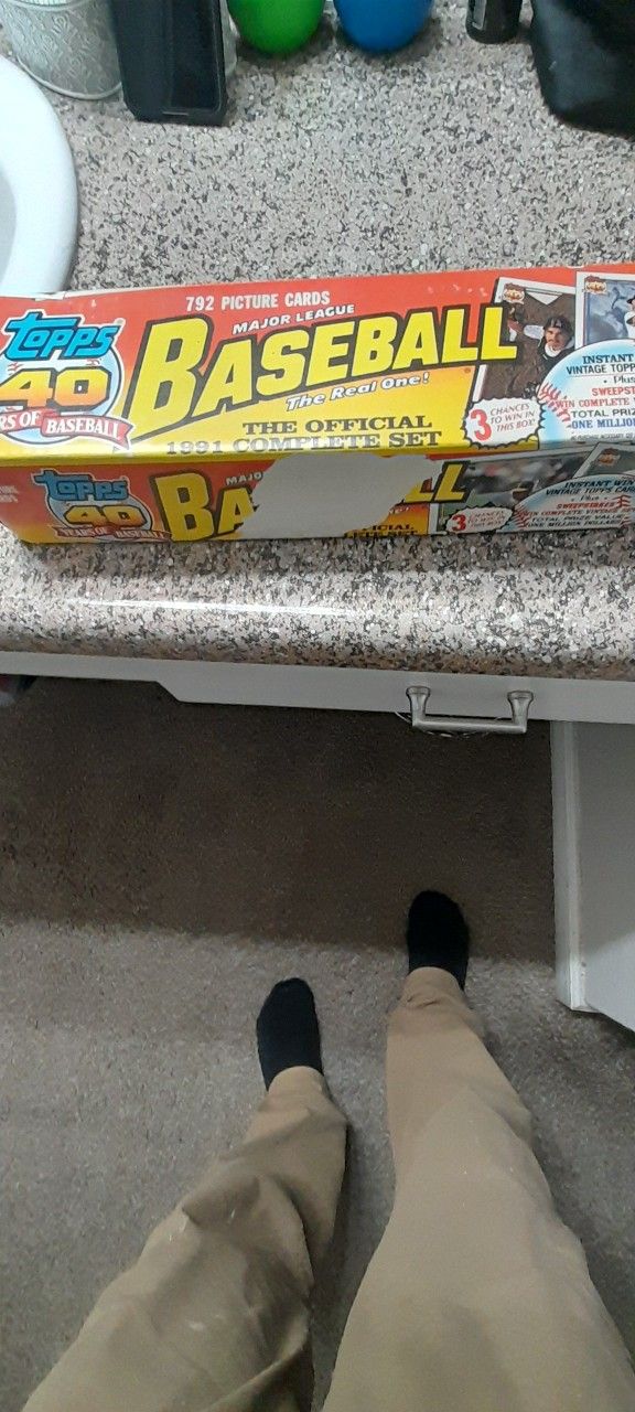 Topps Baseball Cards