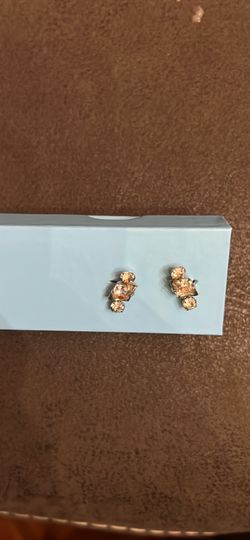 Fake Diamond Earrings Without Targe, Used 