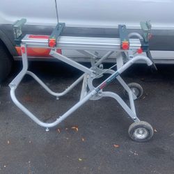 Bosch Gravity Rise Miter Saw Stand