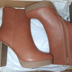 Womens BOOTS