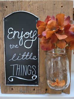 Decorative Chalk Board Sign With Vase