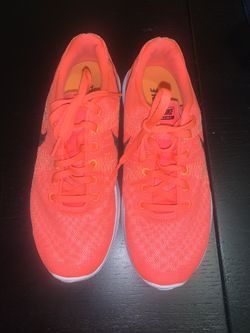 Nike Size 8 Womens 