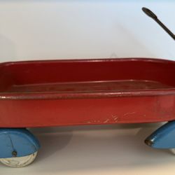 Vintage Metal Toys/ Wyandotte Wagon