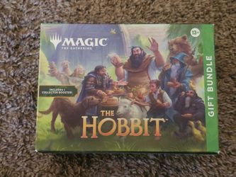 Magic The Gathering: The Hobbit Gift Bundle