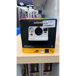 Polaroid Essentials Box Autofocus Instant Camera, 600 Format