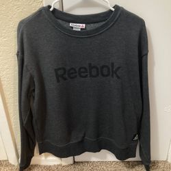 Womens Reebok Pull Over Sweatshirt
