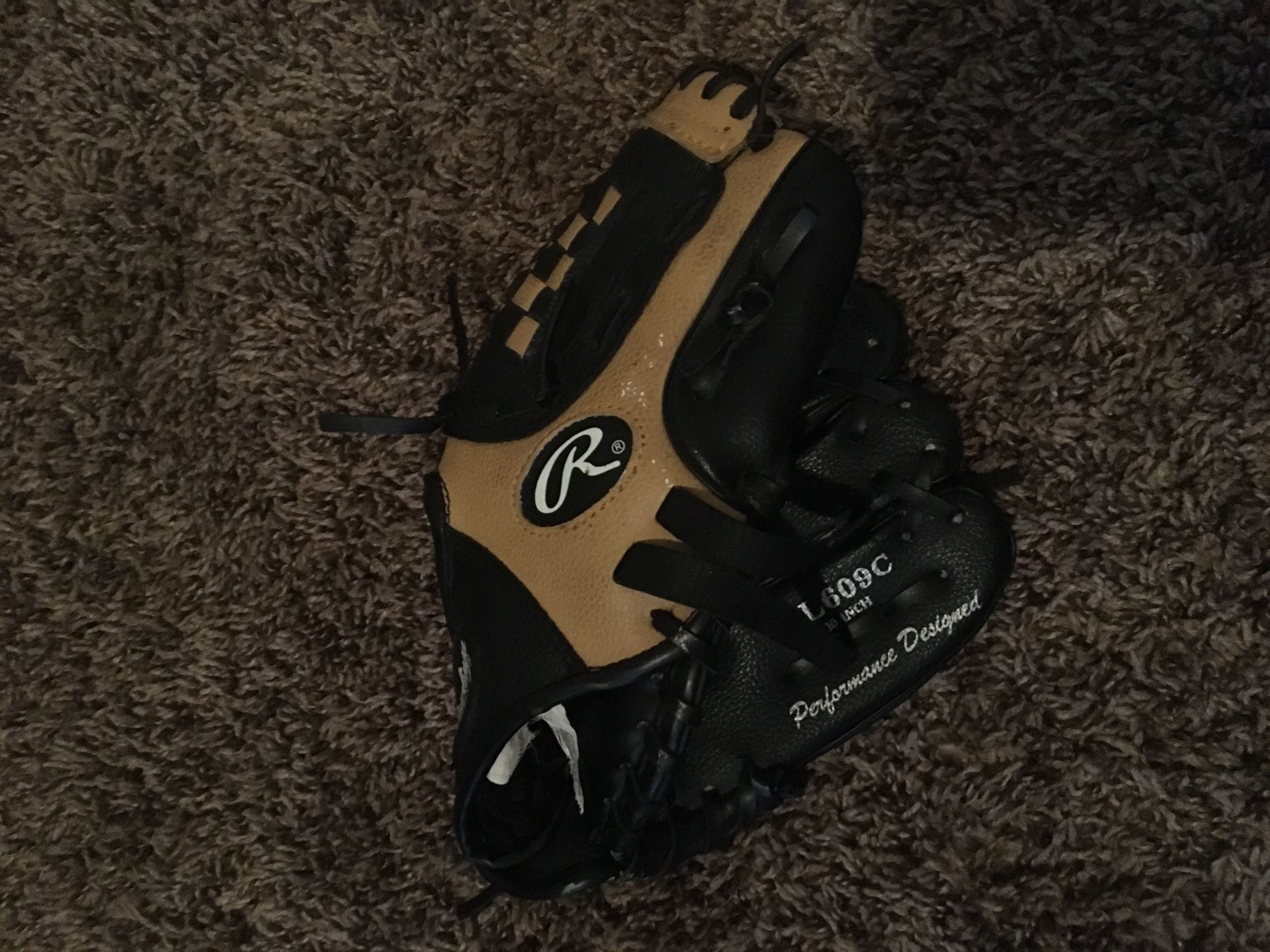 Child’s Rawling Baseball Glove