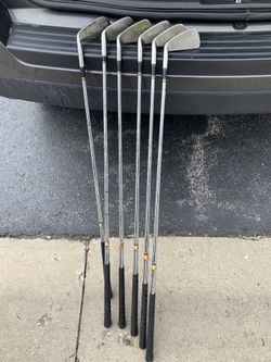 Golf Club Iron Set for beginners