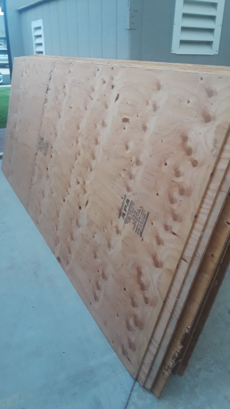 Plywood 4×10×3/8 -- 20 pcs like new ($25 each).