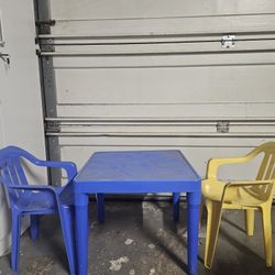 Out Door Kids Table And Two Chairs