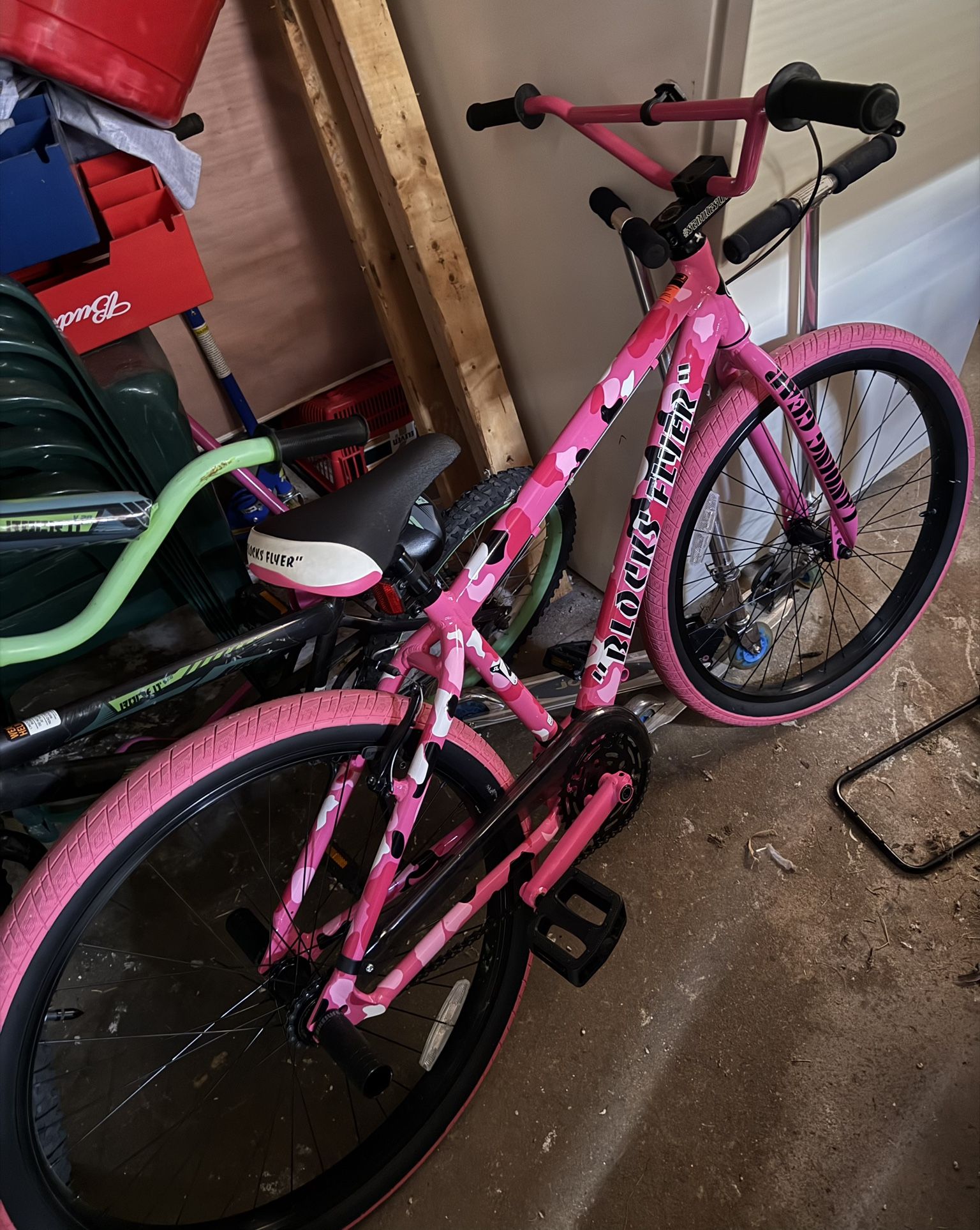 Se bike Pink camo