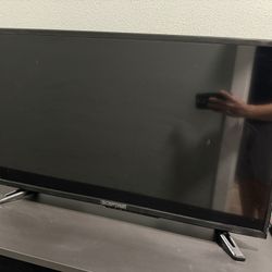 32" Sceptre TV