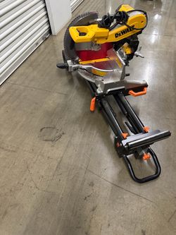 DeWalt Miter Saw 12” with Stand