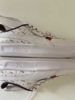 Women’s size 7 Puma shoes $20