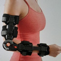 Breg T Scope Premier Elbow Brace (Left Regular)