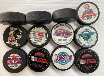 Collectible Hockey Pucks QTY 12