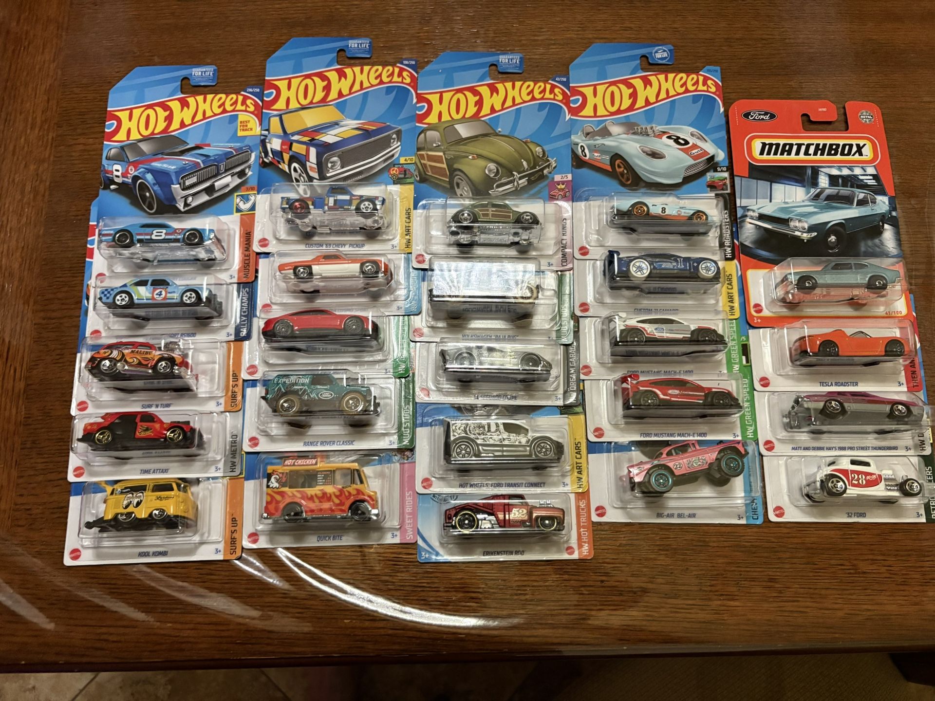 Lot Of Random Hot Wheels 