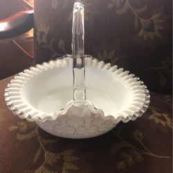 FENTON ,Beautiful  Spainish Lace  Lg Basket 