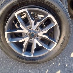 5 Off The Lot Jeep Wheels And 255/60/20 Tires