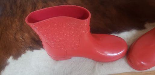 Red coach rainboots size 11
