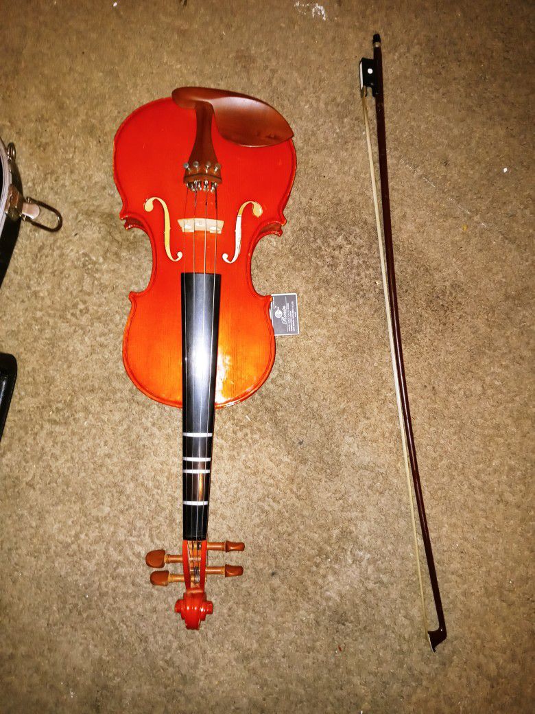 Violin Cecilio Like New FOR CHEAP 